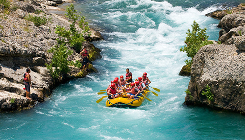 group rafting on aqua water